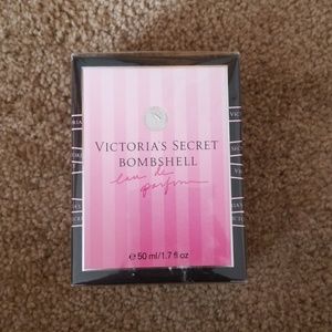 Victoria secret bomb shell